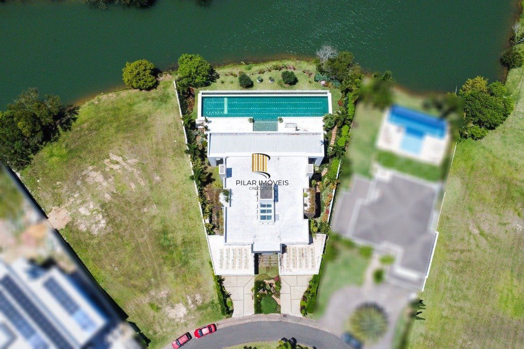 Casa de Condomínio 5 dormitórios no bairro Belém Novo