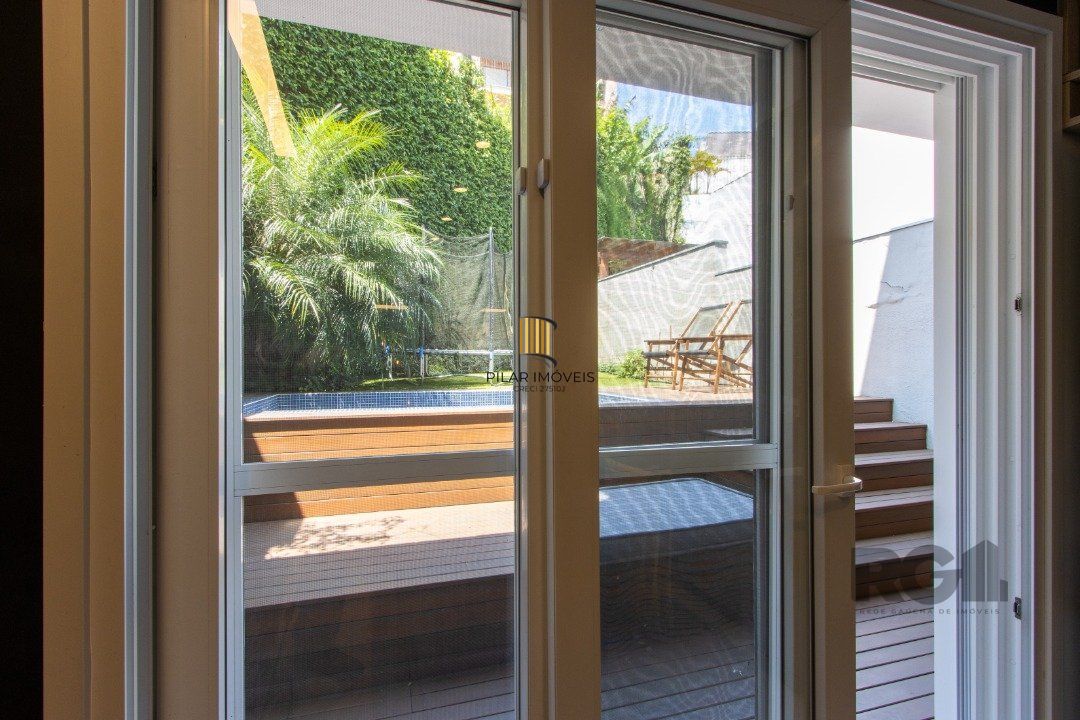 Casa 3 dormitórios no bairro Jardim Isabel