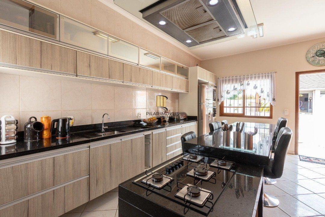 Casa para Venda - 213m², 2 dormitórios, sendo 1 suites, 2 vagas - Hípica