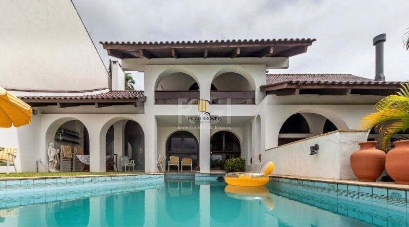 Casa para Venda - 456m², 3 dormitórios, sendo 2 suites, 2 vagas - Vila Assunção