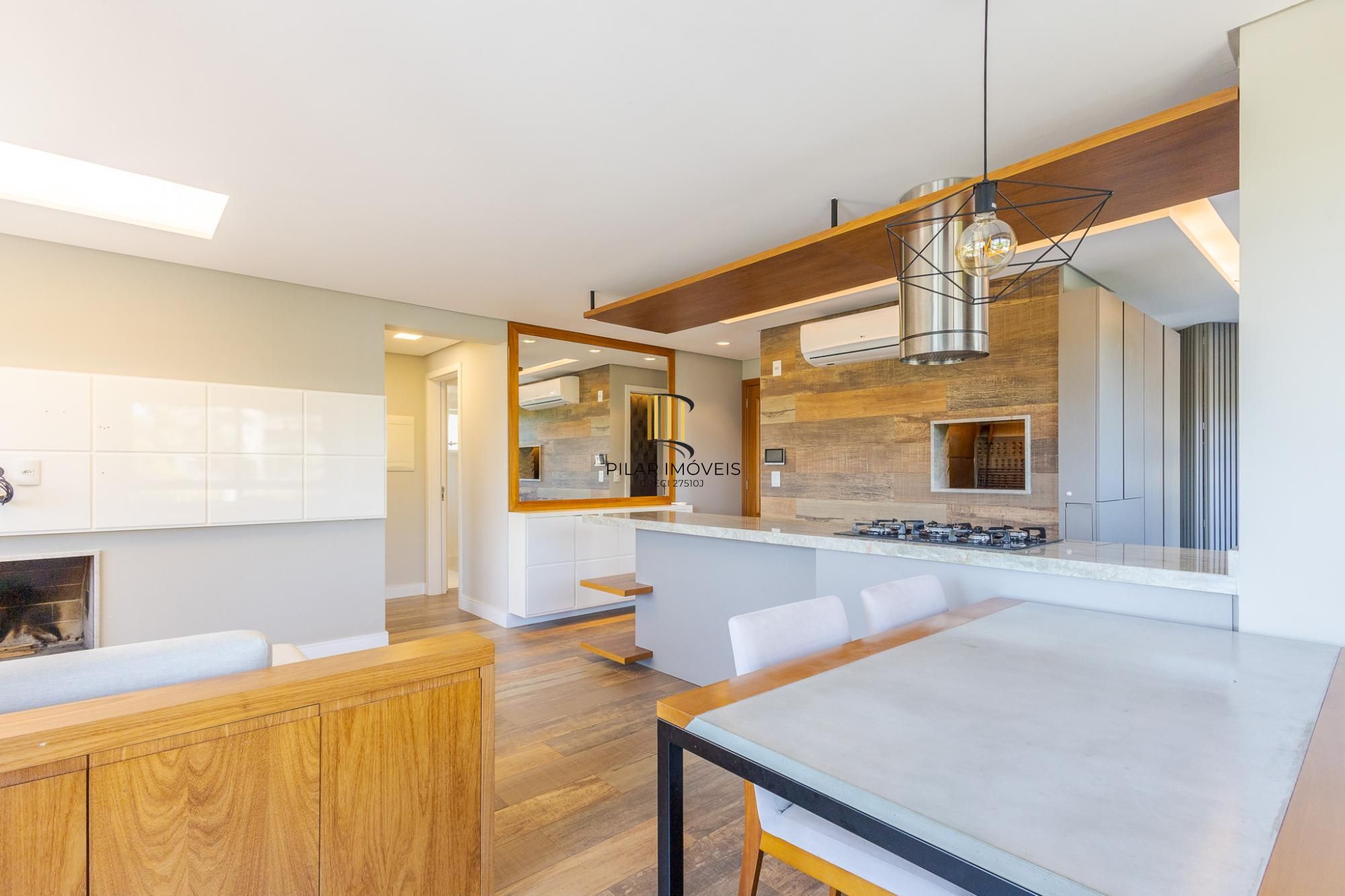 Apartamento 2 dormitórios no Petrópolis