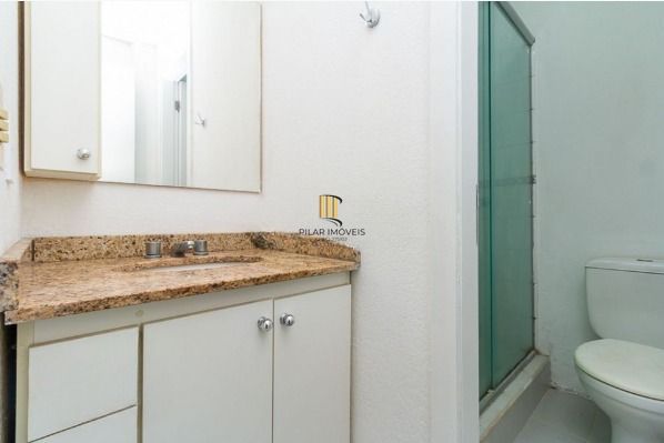 Casa em condomínio com 3 dormitórios, suíte, espaço gourmet.