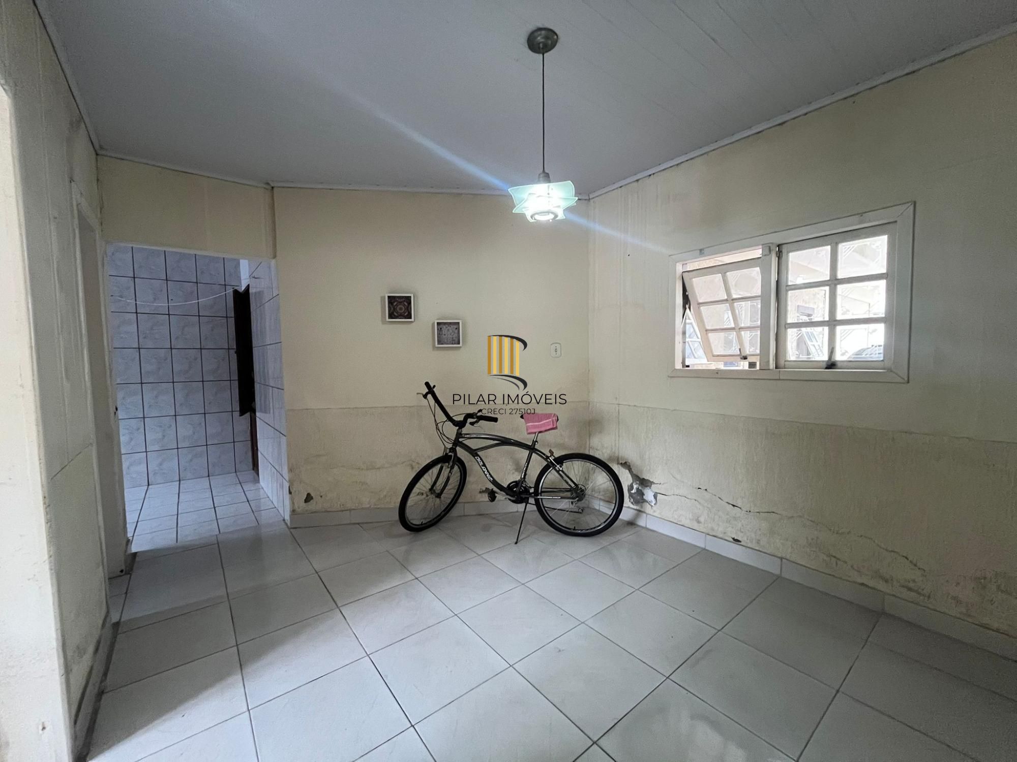 Duas casas no mesmo terreno – conforto, espaço e excelente localização!