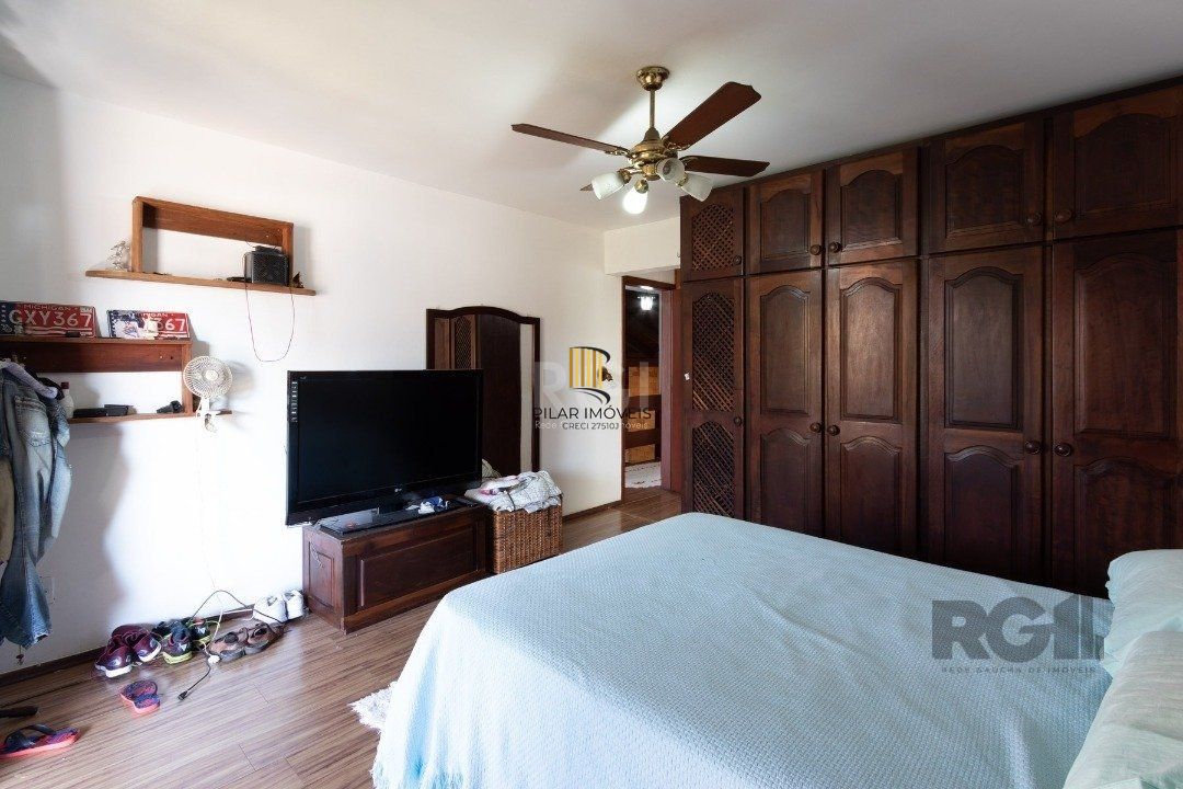 Casa 4 dormitórios no bairro Cristal