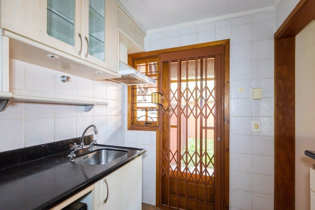 Casa para Venda - 178m², 3 quartos, 1 suite, 2 vagas - Jardim Isabel