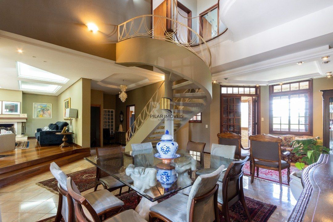 Casa de Condomínio 4 dormitórios no bairro Nonoai