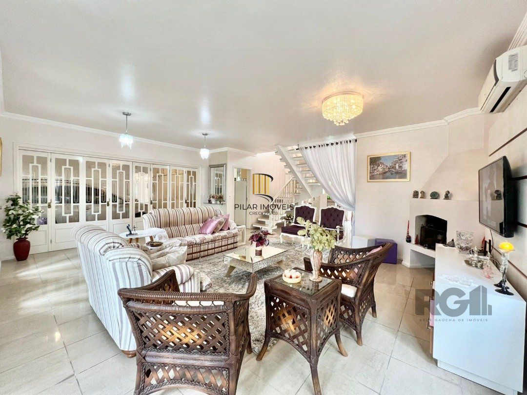 Magnífica casa  linda, 360m2  de  área  construída