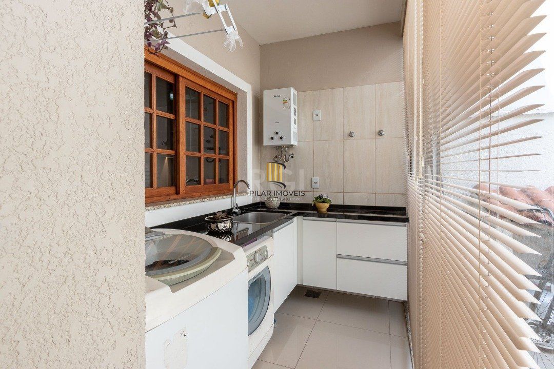 Casa Condominio para Venda - 139m², 2 dormitórios, sendo 2 suites, 1 vaga - Hípica