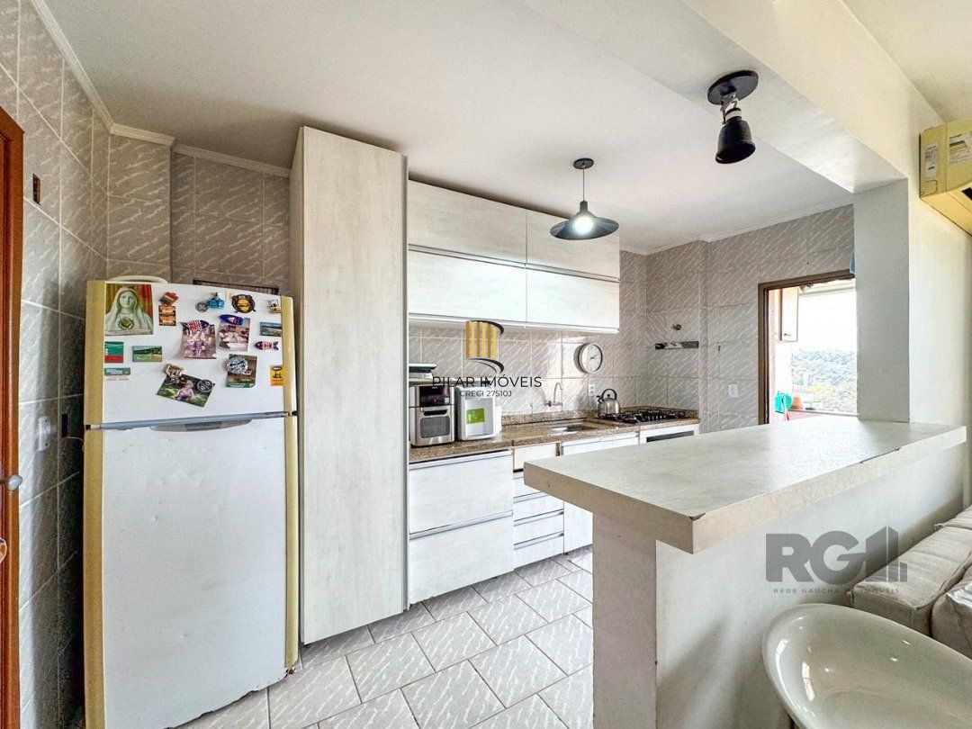 Apartamento para Venda - 98m², 3 dormitórios, sendo 1 suites, 2 vagas - Nonoai