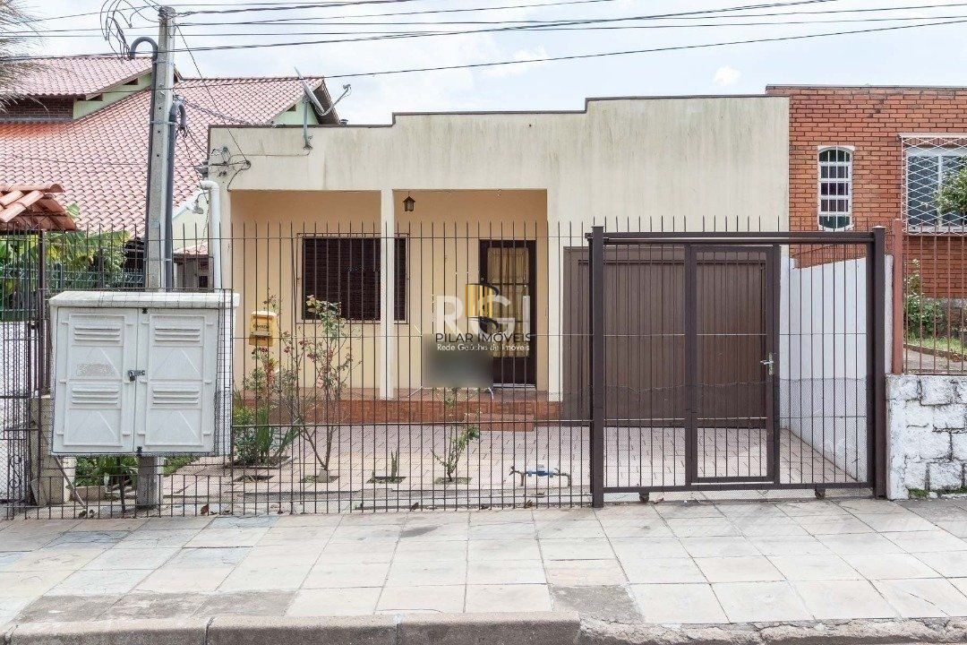 Casa para Venda - 50m², 2 dormitórios, 1 vaga - Cavalhada