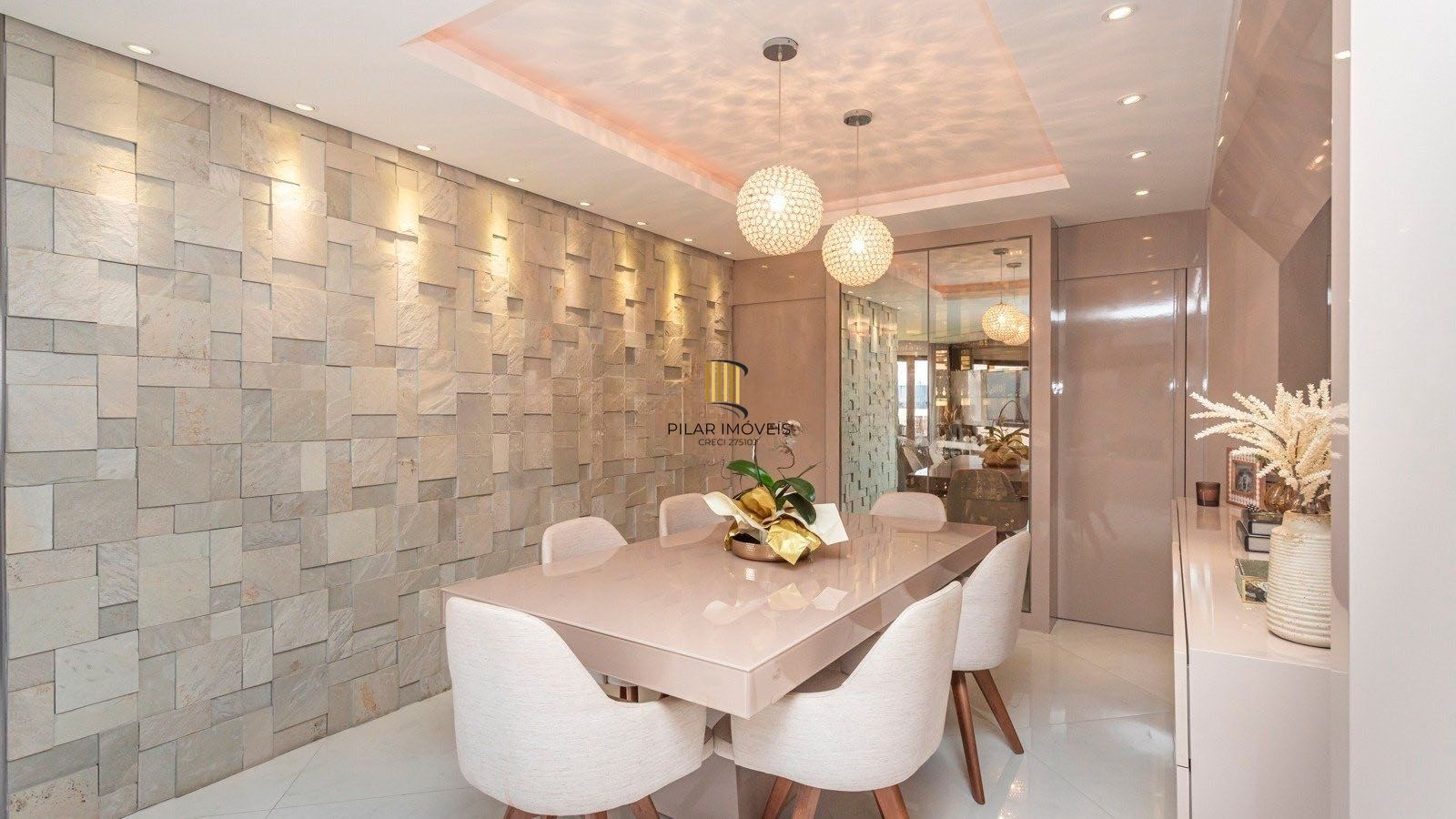 Apartamento com 3 quartos, 3 vagas e 105m² - Bairro Vila Jardim