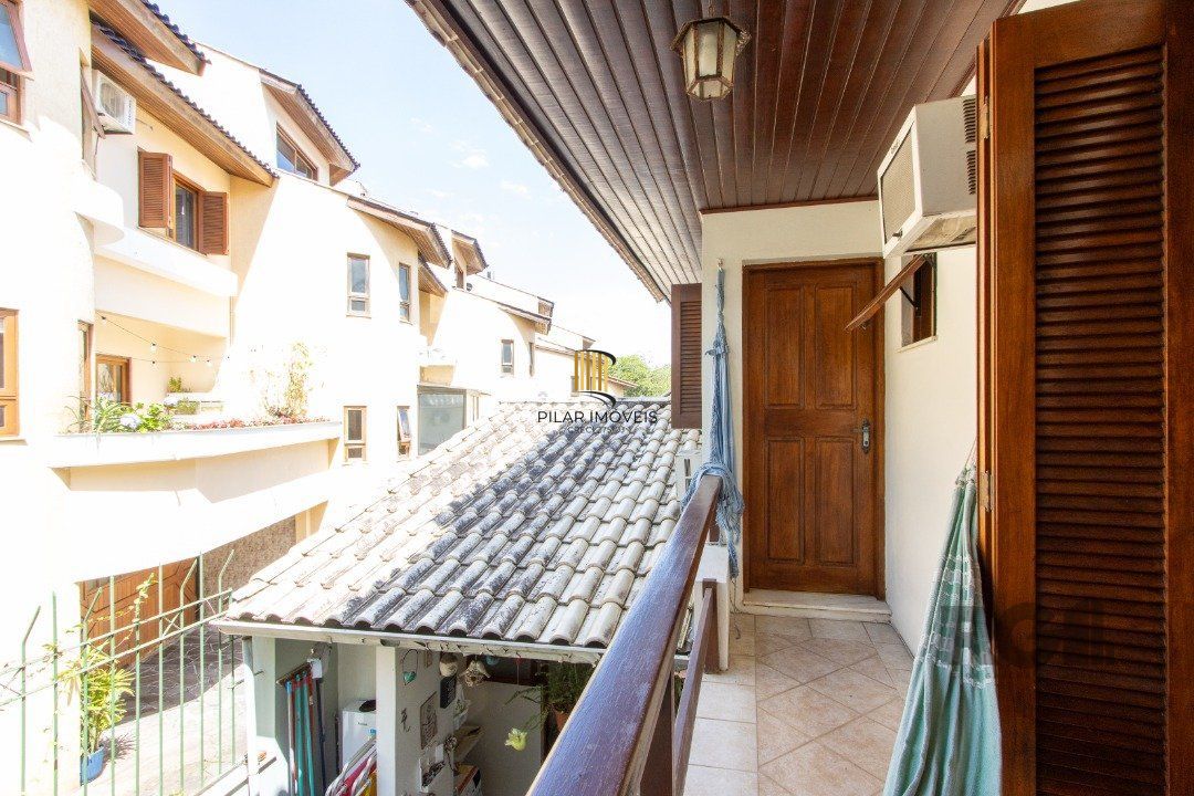 Casa de Condomínio 3 dormitórios no bairro Jardim Isabel