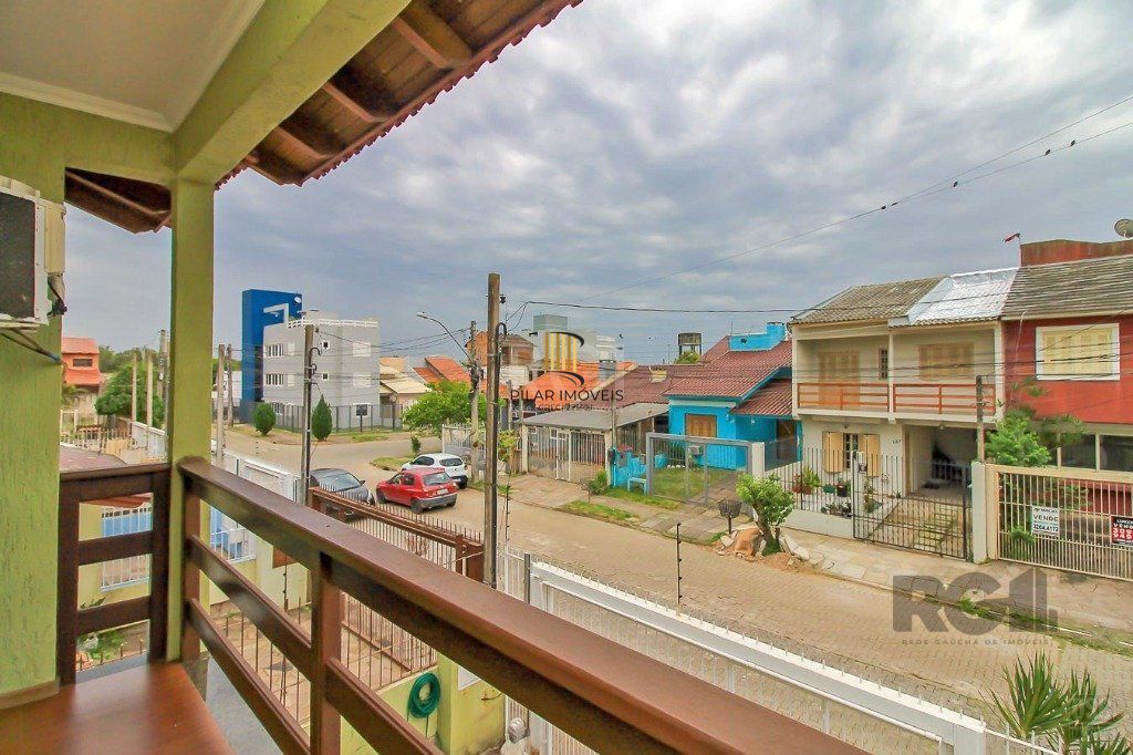 Casa para Venda - 167m², 3 dormitórios, sendo 1 suites, 7 vagas - Hípica