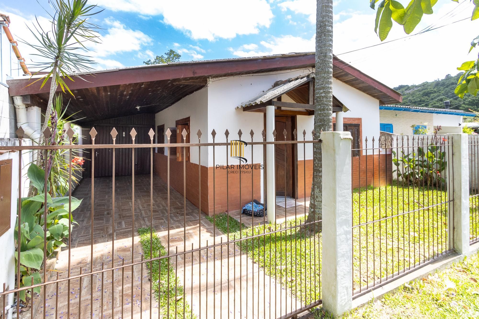 Casa 3 dormitórios no bairro Aberta dos Morros