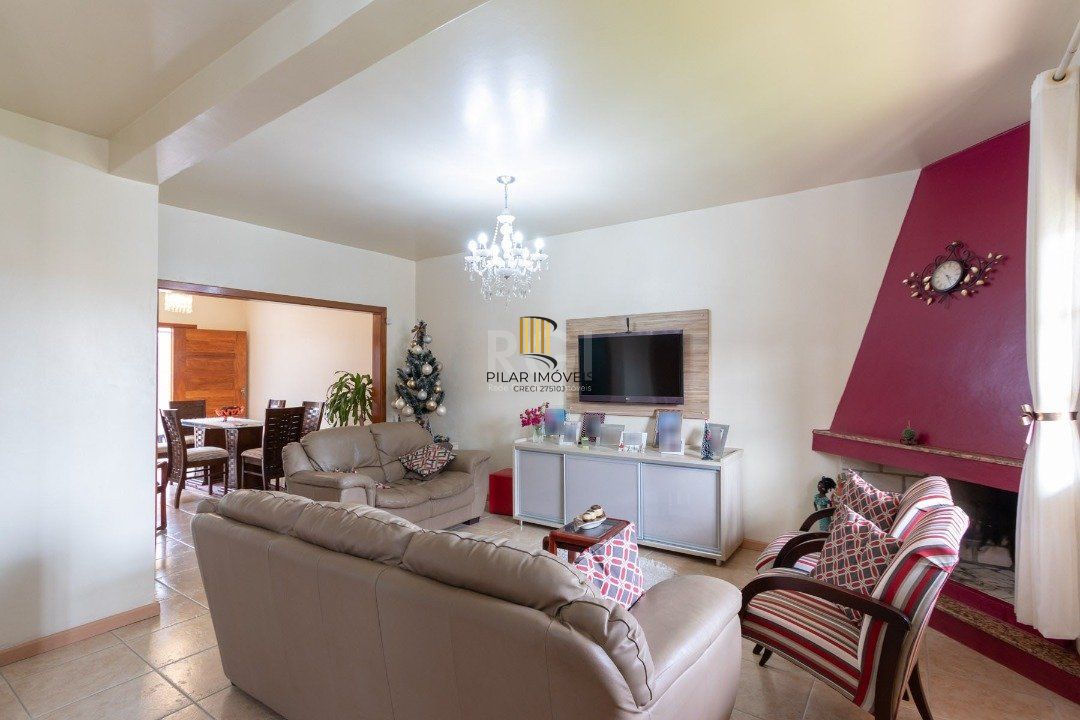 Casa para Venda - 192.18m², 3 dormitórios, sendo 1 suites, 2 vagas - Cristal