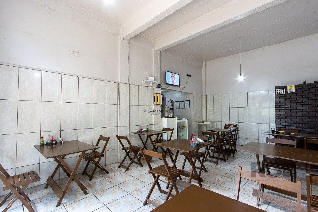 Casa 2 dormitórios no bairro Cristal
