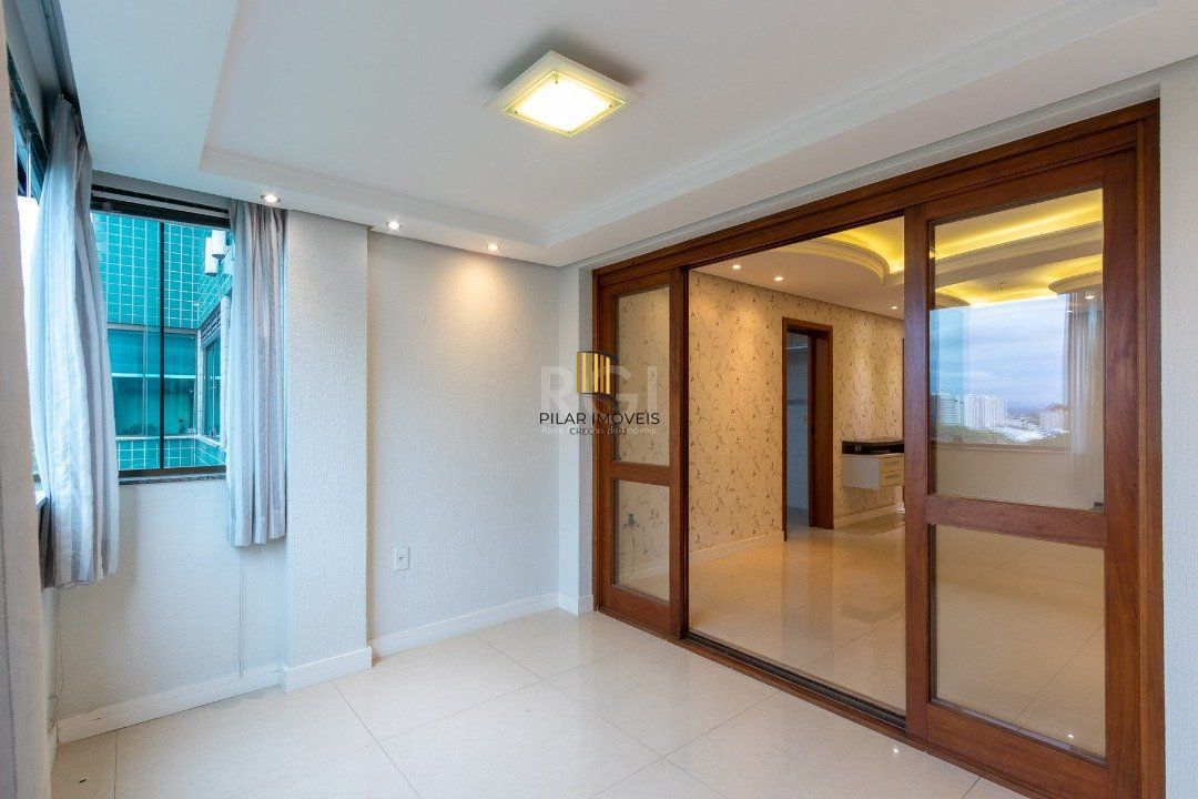 Cobertura para Venda - 247.08m², 3 dormitórios, sendo 1 suites, 2 vagas - Vila Ipiranga