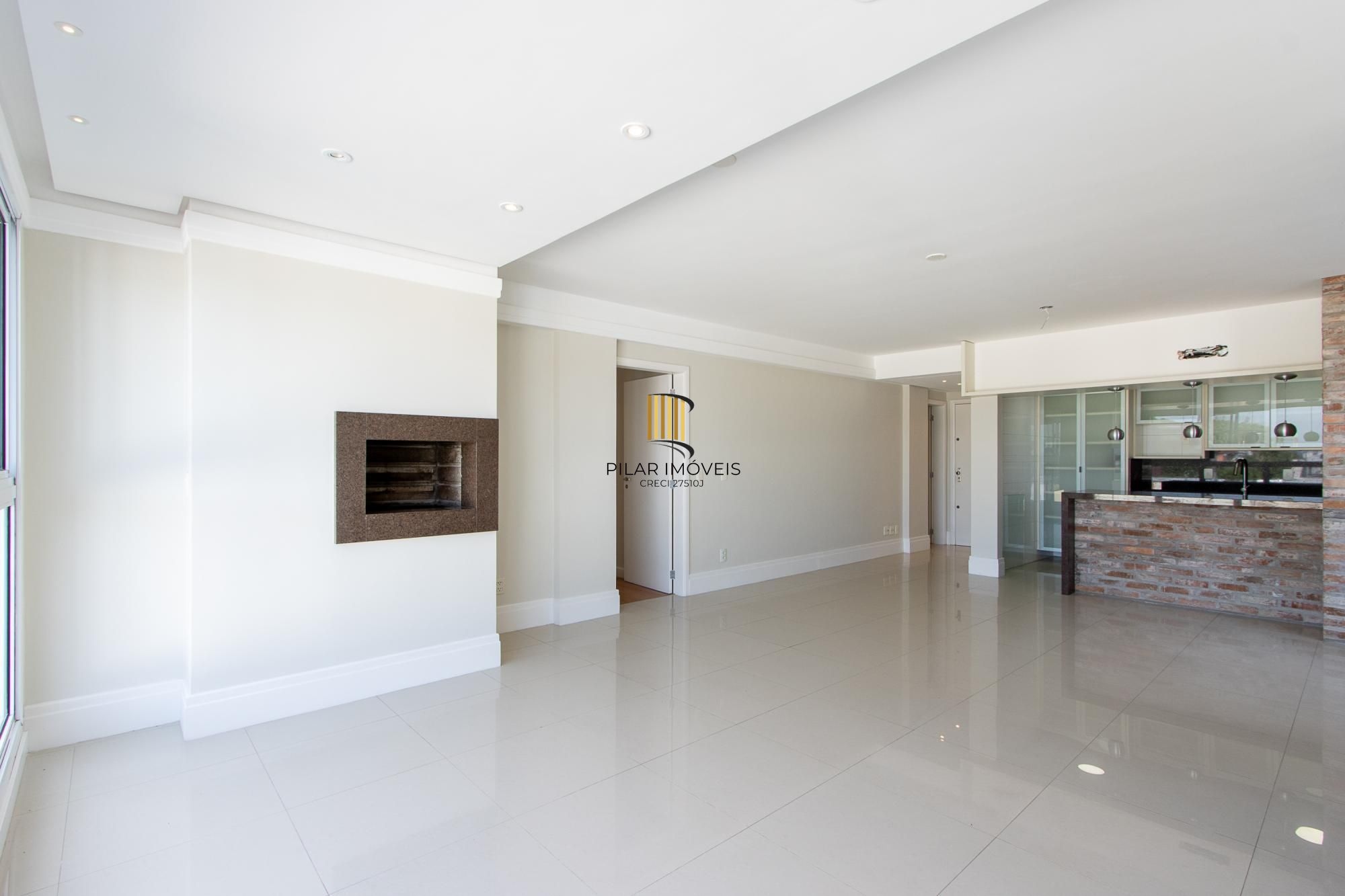 Excelente apartamento de 3 dormitórios, 1 suíte e 2 vagas de garagem.