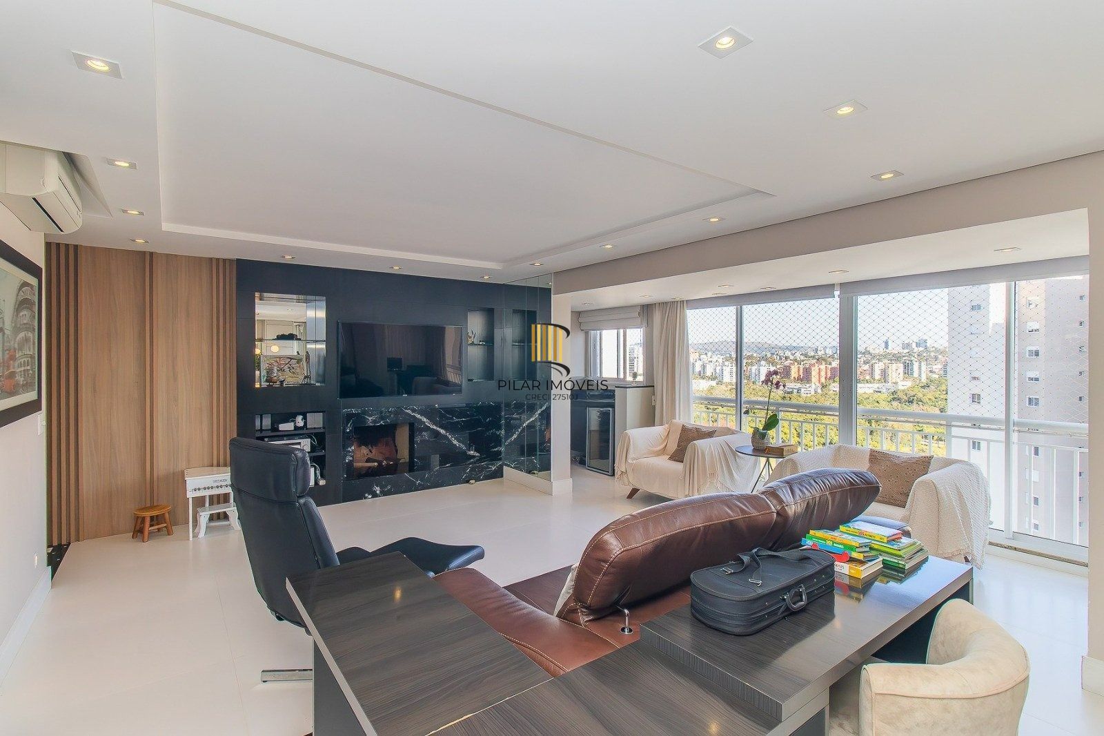 Apartamento de 3 suites e 2 vagas no Jardim Europa - Pilar Imóveis