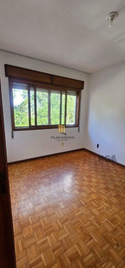 Casa 4 dormitórios no bairro Jardim Sabará