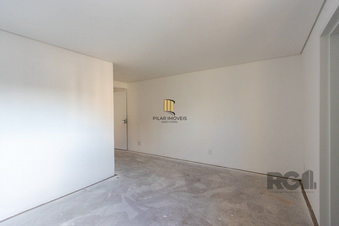 Cobertura para Venda - 214.34m², 3 dormitórios, sendo 3 suites, 2 vagas - Tristeza