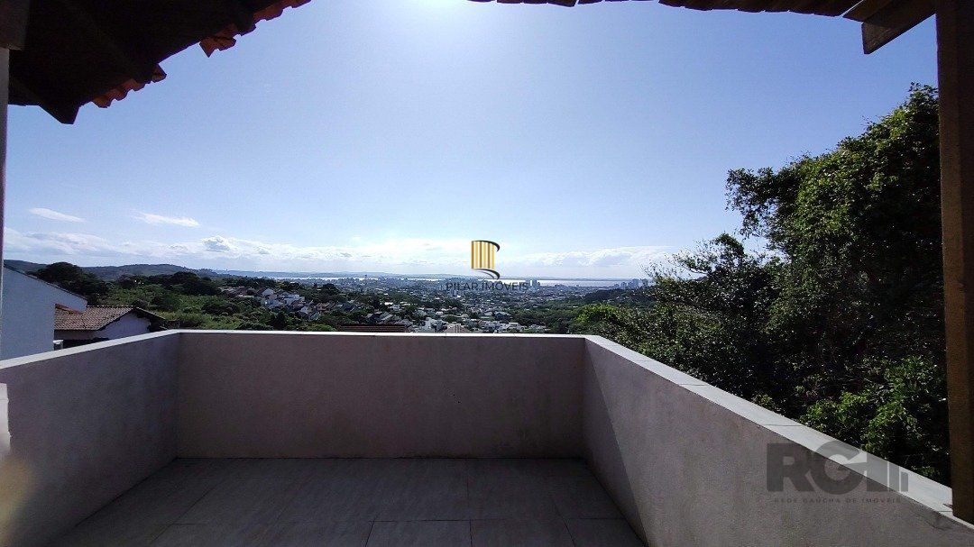 Sobrado, 5 quartos, 2 suites, pátio, 3 vagas - Bairro Vila Nova