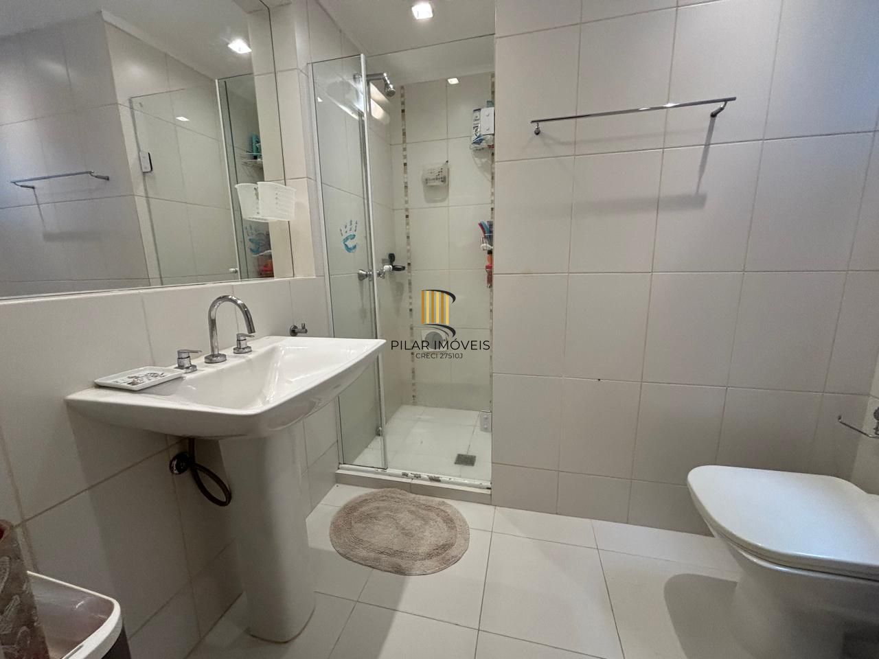 Apartamento 3 Dormitórios com Suíte no Moinhos de Vento