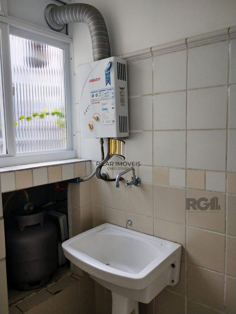 Apartamento com 40,31m², 1 quarto, totalmente reformado, na Lucas de Oliveira.