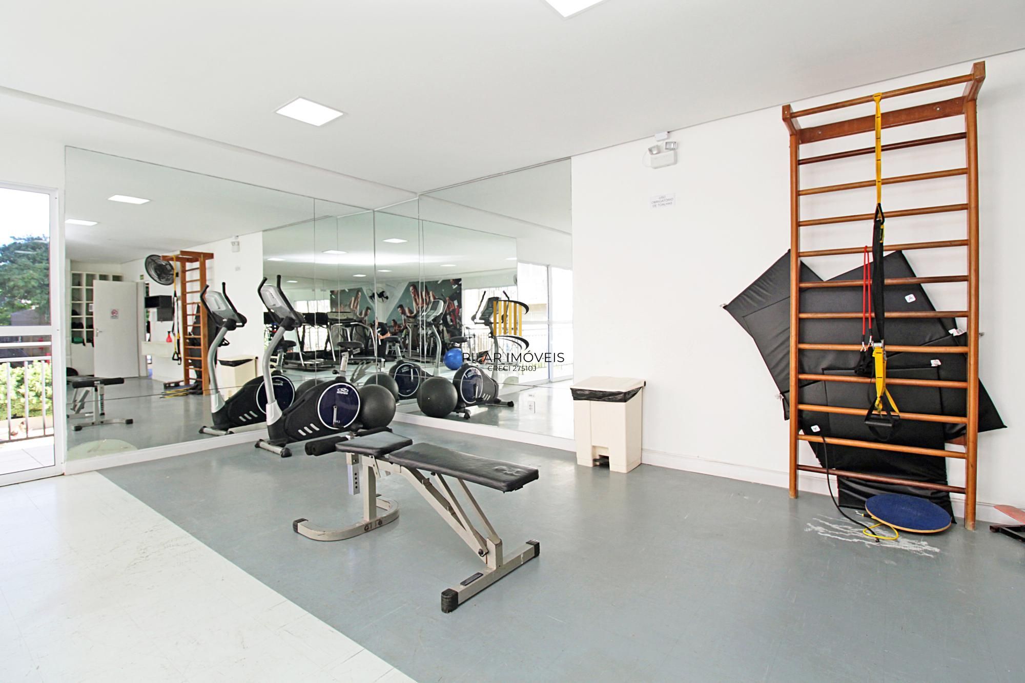 Apartamento de 3 dormitórios, 1 suíte e 2 vagas de garagem cobertas.