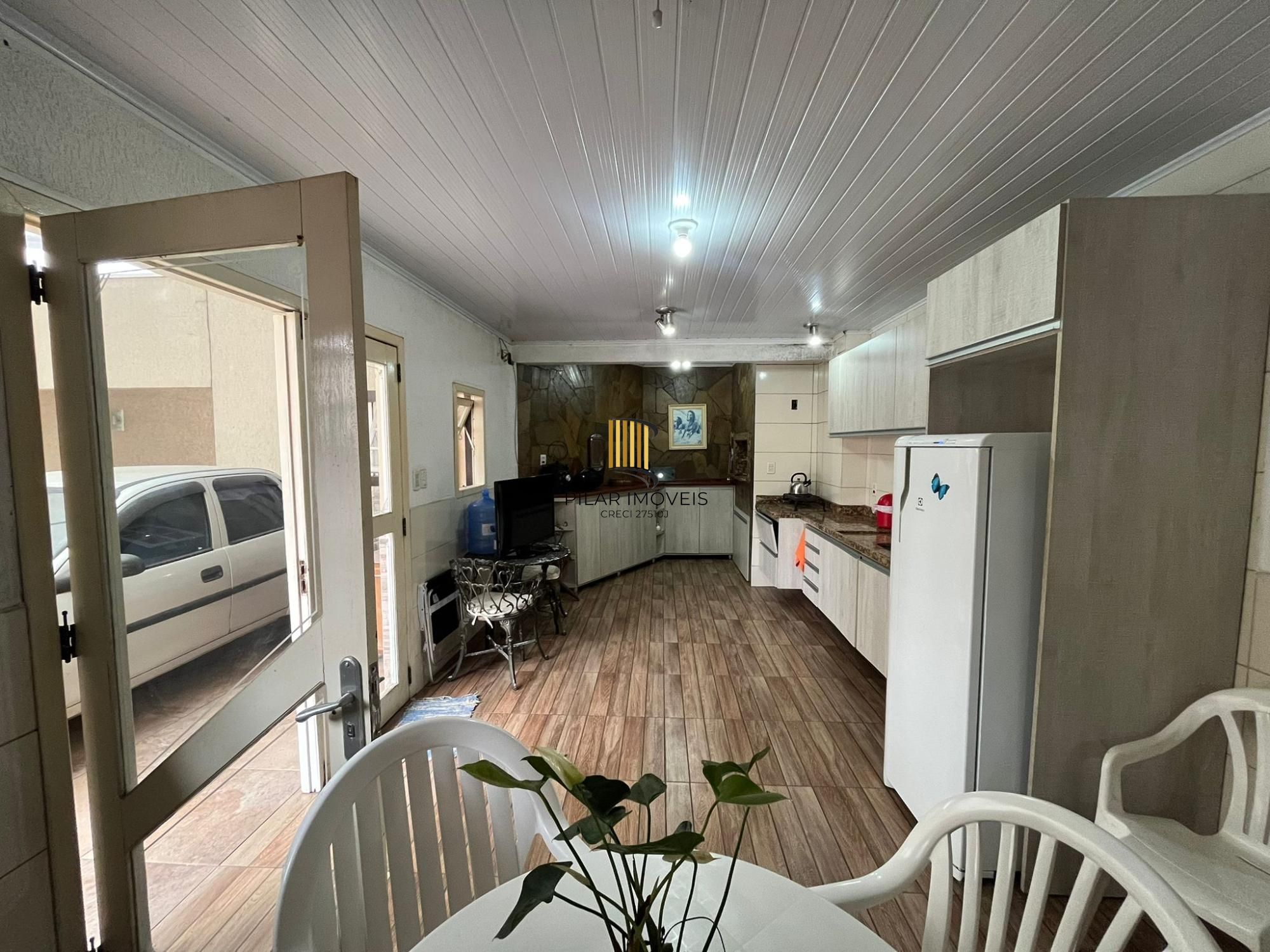 Duas casas no mesmo terreno – conforto, espaço e excelente localização!