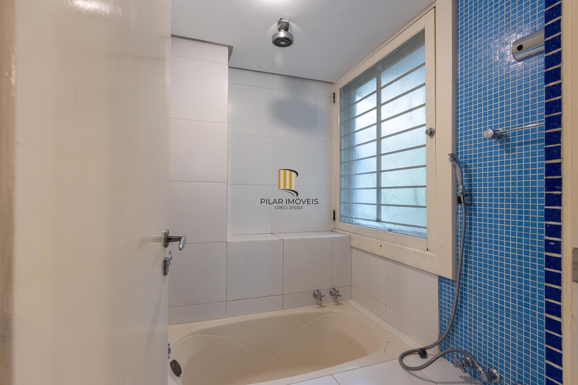 Casa com 4 dormitórios à venda, Jardim Isabel, Porto Alegre