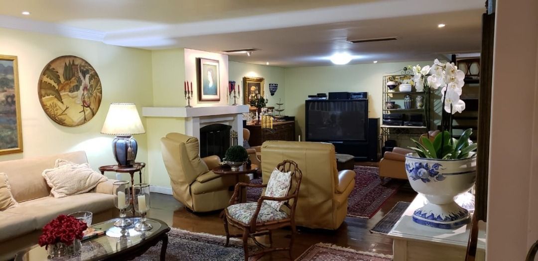 Casa Condominio para Venda - 451m², 5 dormitórios, sendo 3 suites, 4 vagas - Santa Tereza