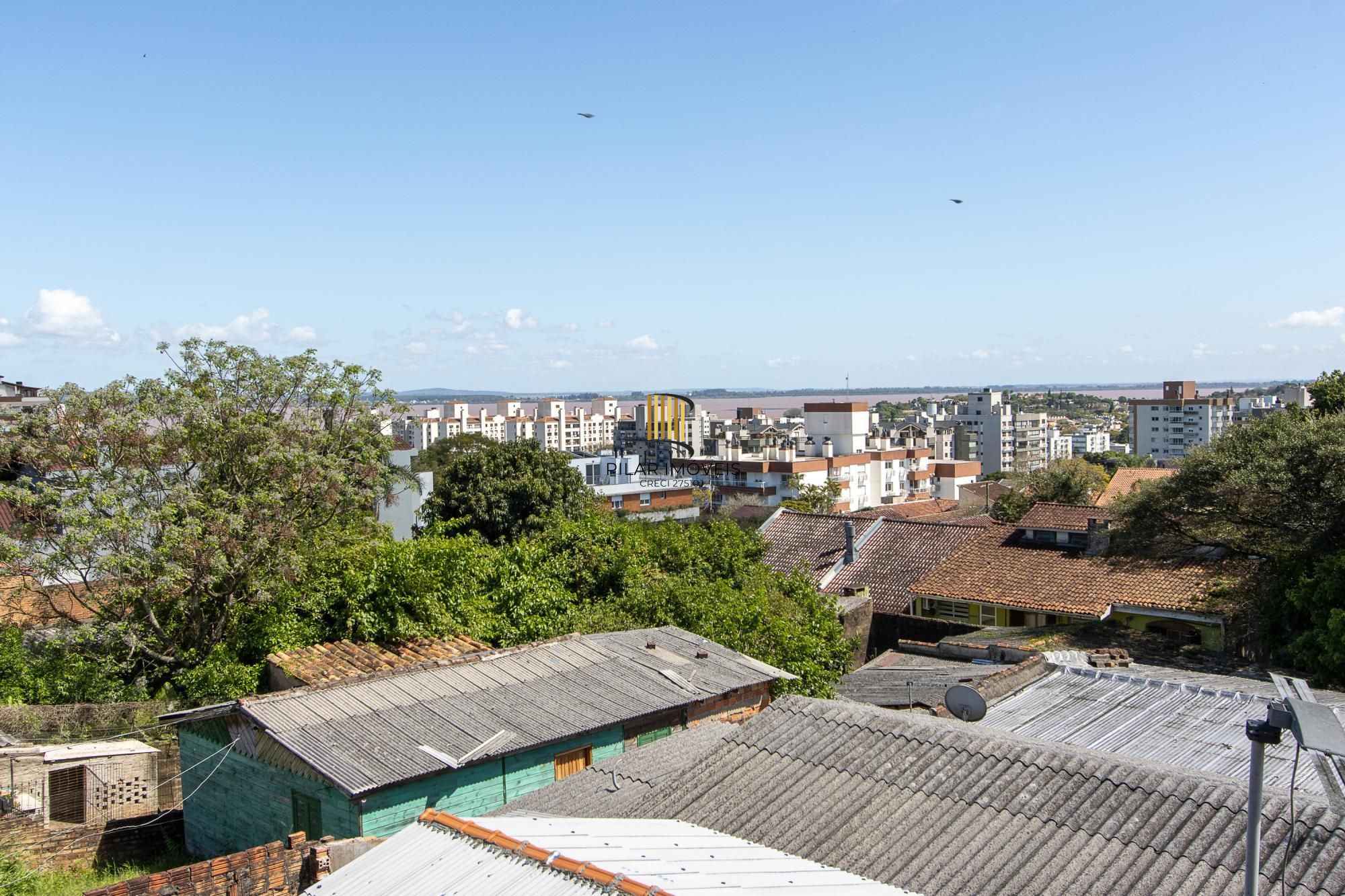 Casa 3 dormitórios no bairro Tristeza