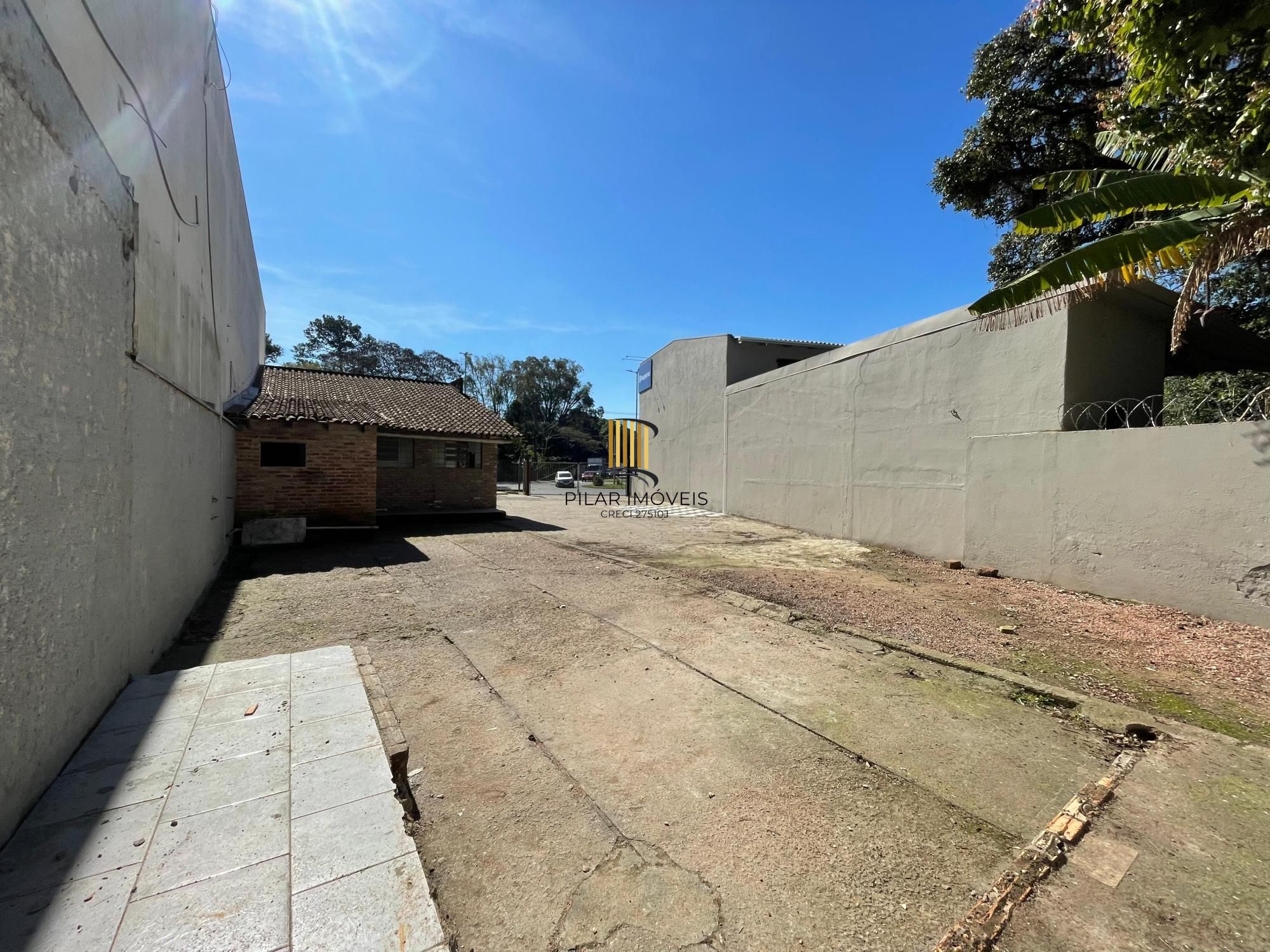 Dois terrenos lado a lado em localização estratégica de Ipanema – Porto Alegre Área total: 552 m²