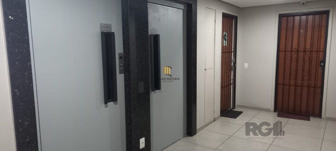 sala com 35,60 m²  de área privativa no edifício Erico Veríssimo Center