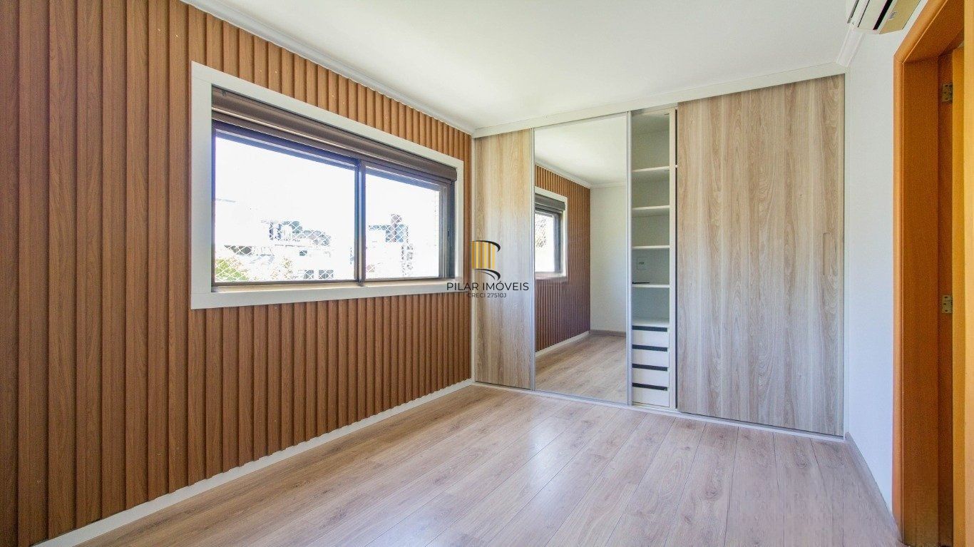 Vista Panorâmica, 3 Dormitórios com Suíte e 2 Vagas no Petrópolis