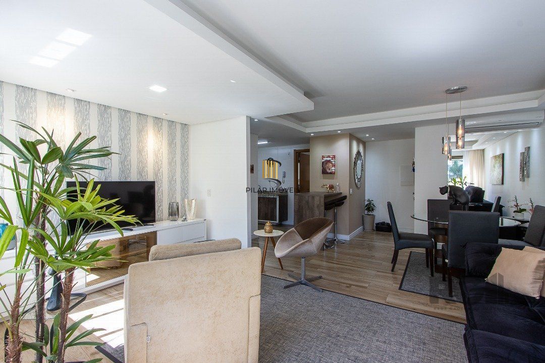 Apartamento 3 dormitórios no bairro Cavalhada