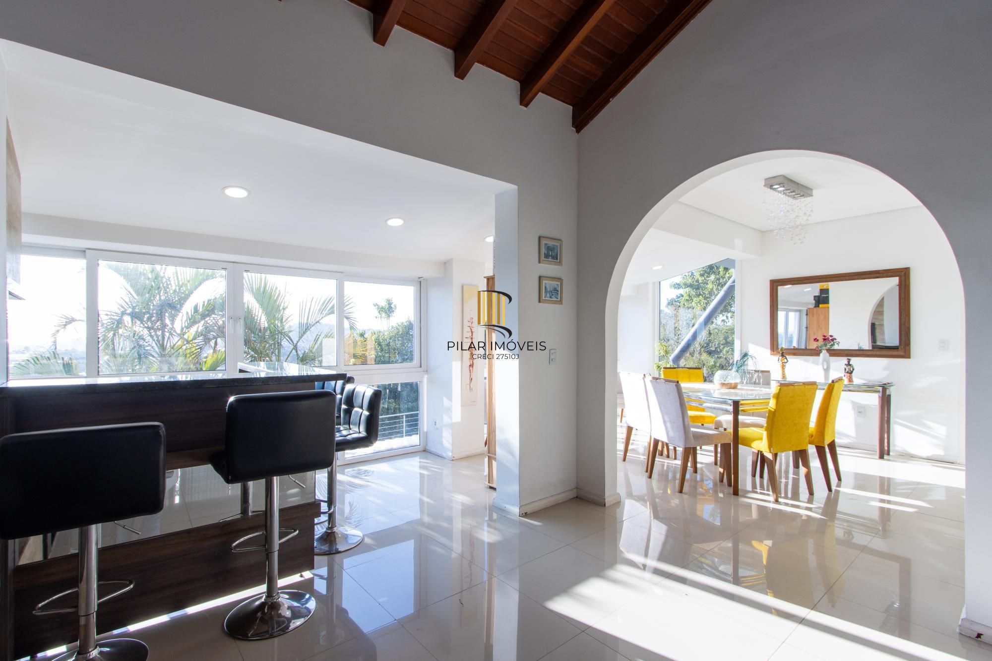 Casa em Condomínio à Venda | 282m² | 3 Suítes | 2 Vagas | Bairro Nonoai - Porto Alegre