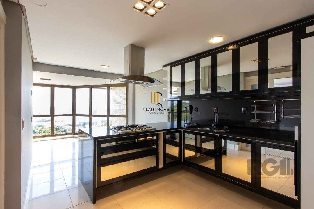 Apartamento para Venda - 200.1m², 3 dormitórios, sendo 3 suites, 5 vagas - Cristal