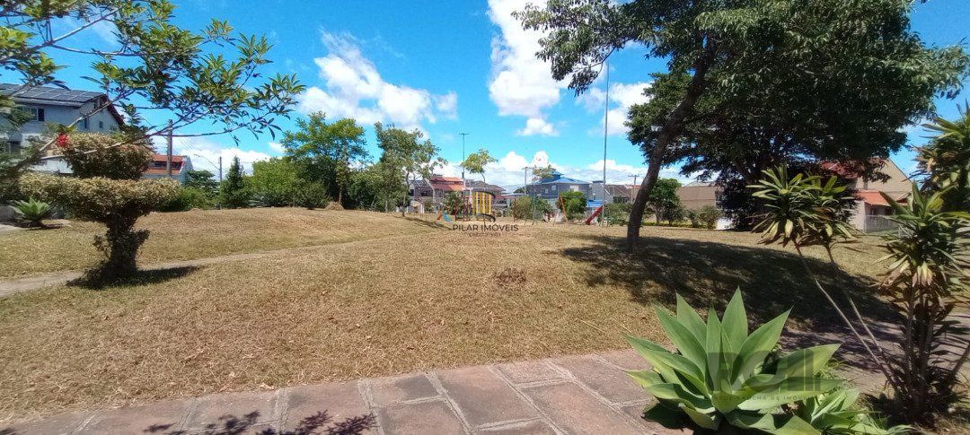 Terreno plano, medindo 207,50. 8,30x25,00.