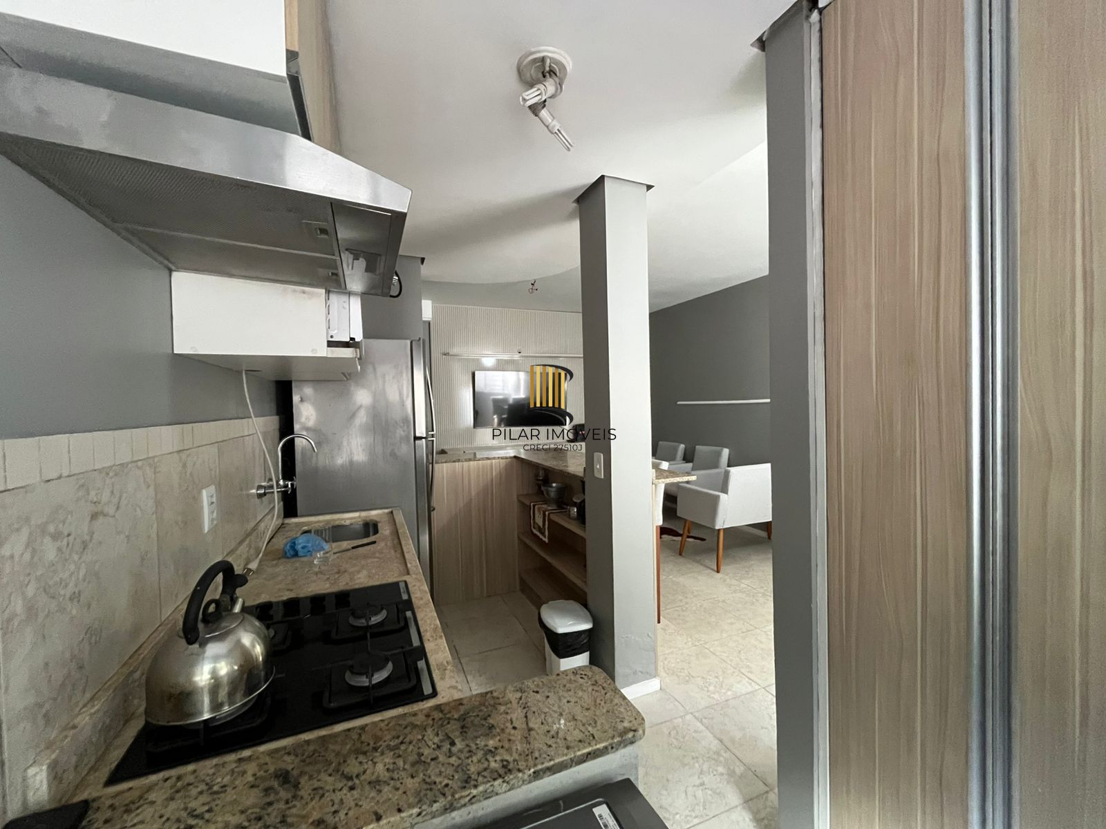 Apartamento térreo 2 dormitórios mobiliado I Bairro Ipanema