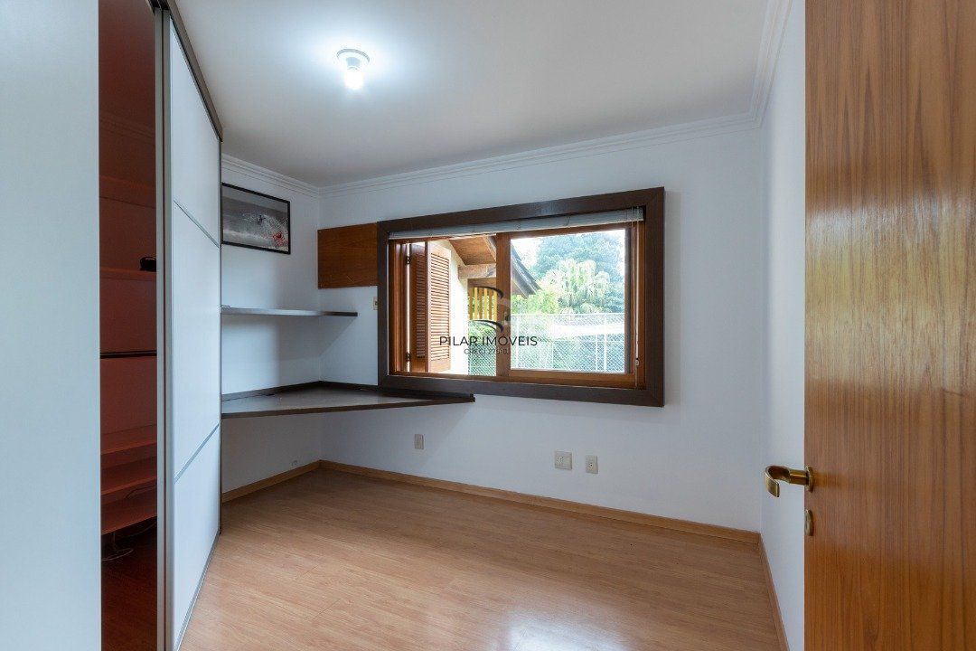 Casa Condominio para Venda - 215.81m², 4 dormitórios, sendo 1 suites, 2 vagas - Tristeza