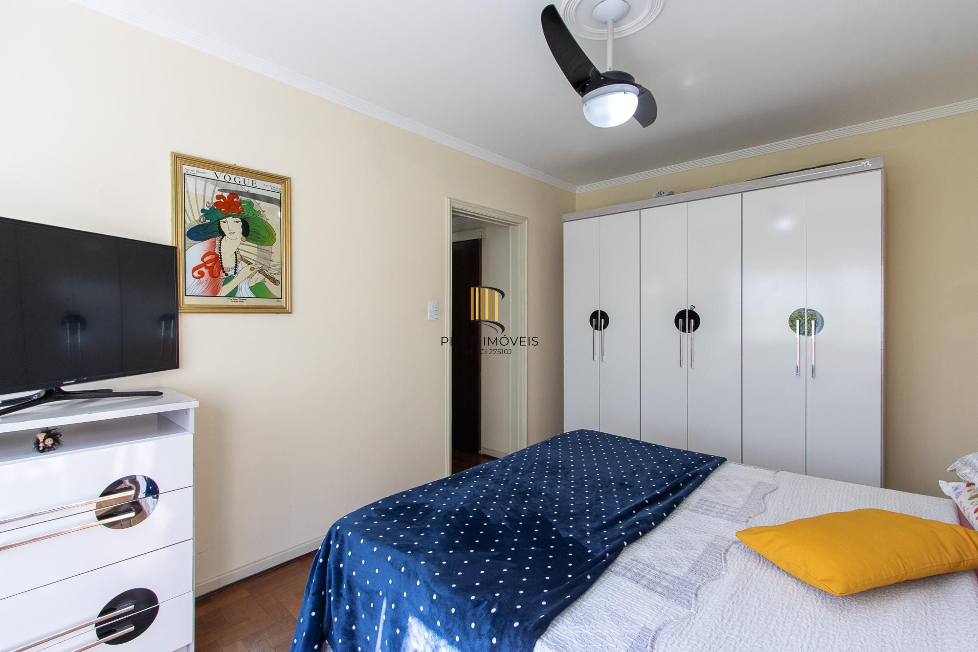 Apartamento 4 dormitórios no bairro Menino Deus