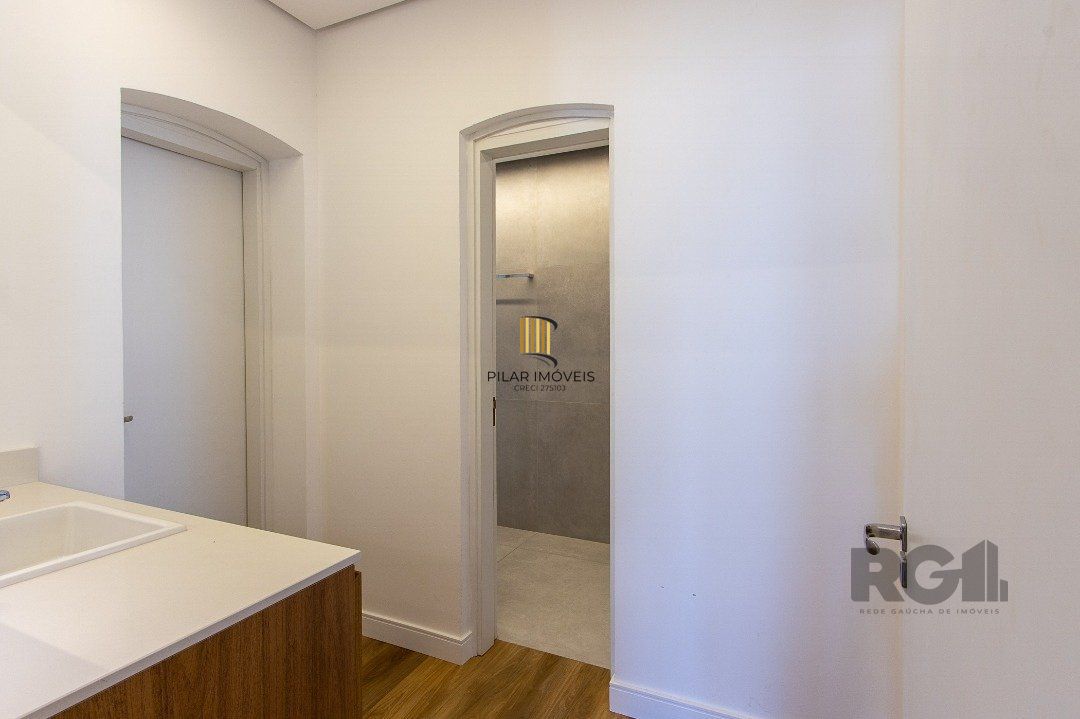 Casa 4 dormitórios no bairro Vila Conceição