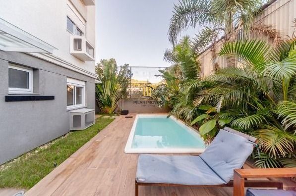 Garden com piscina privativa à venda no bairro Glória, com 146m² privativos, 2 dormitórios sendo 1 suíte, 1 vaga de garagem.