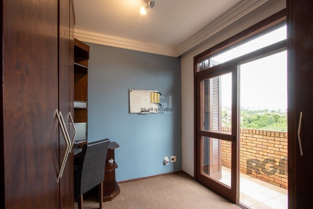 Casa Condominio para Venda - 170m², 3 dormitórios, sendo 1 suites, 2 vagas - Cavalhada