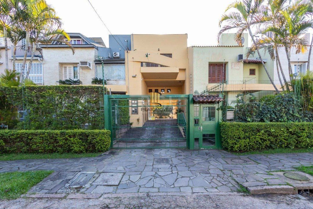 Casa Condominio para Venda - 240m², 4 dormitórios, sendo 1 suites, 2 vagas - Ipanema