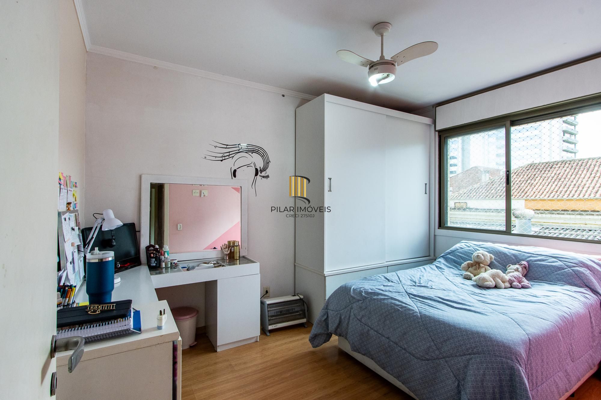 Apartamento 3 quartos, 139,64m² privativos, 2 vagas - Bairro Menino Deus