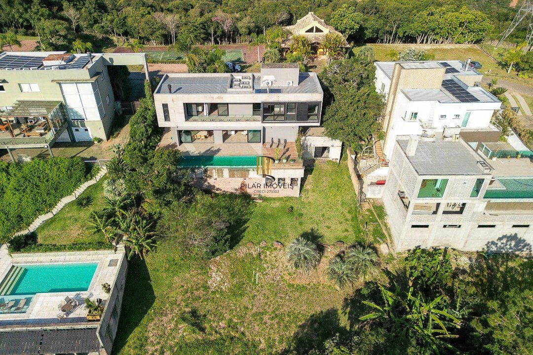 Casa Condominio 4 Dormitório(s) Bairro Teresópolis