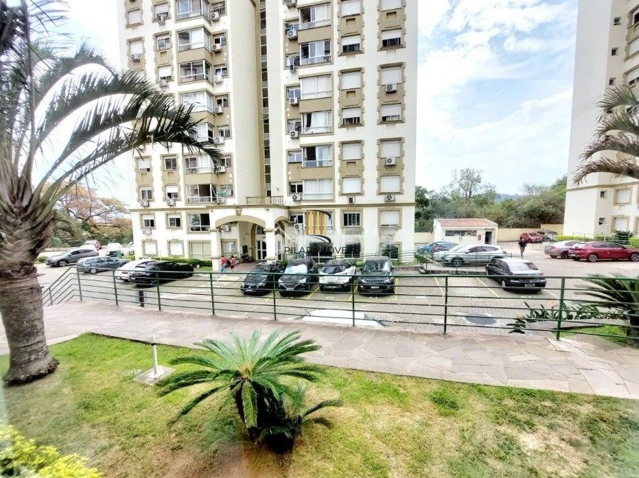 Apartamento de 3 dormitórios, 1 suíte e 1 vaga de garagem.